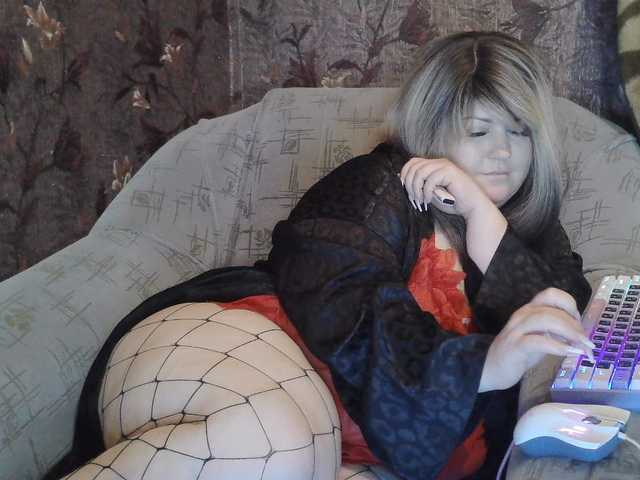 Yuliia live cam on BongaCams