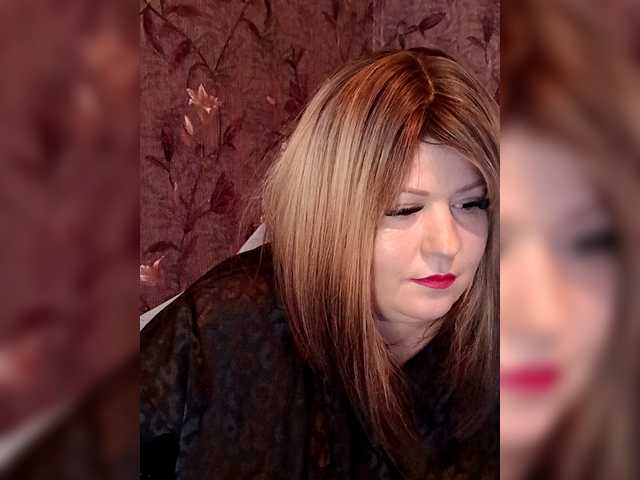 Yuliia's BongaCams show and profile