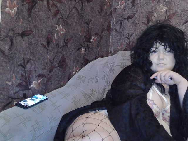 Yuliia live cam on BongaCams