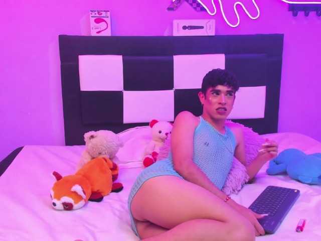 BriggitteLove live cam
