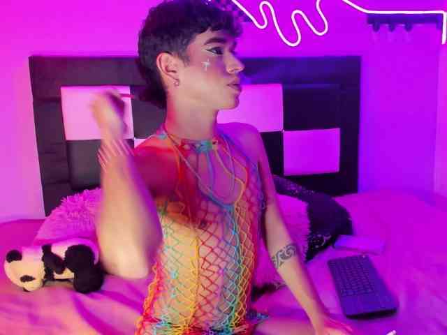 BriggitteLove Live Webcam on BongaCams