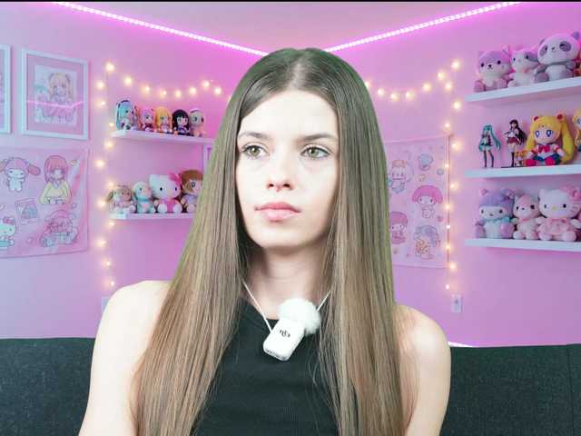 Sukie69's BongaCams show and profile