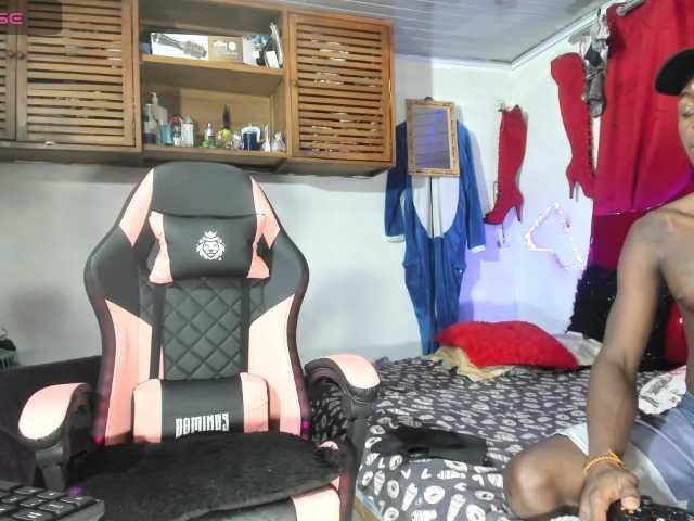 CoupleInterracial