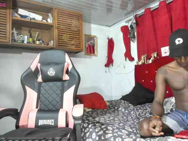 CoupleInterracial
