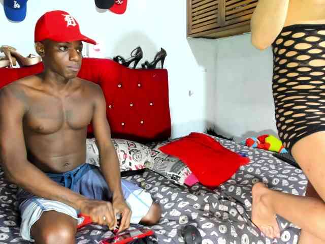 CoupleInterracial Sex Cam Show