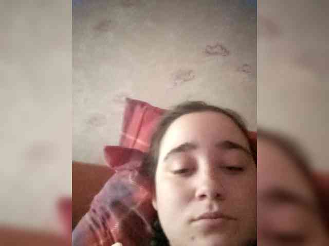 MindyFlower webcam
