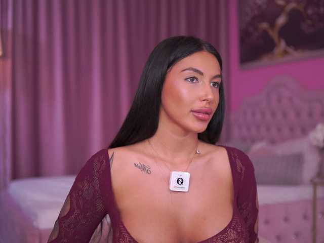 AishaaDevoe's BongaCams show and profile