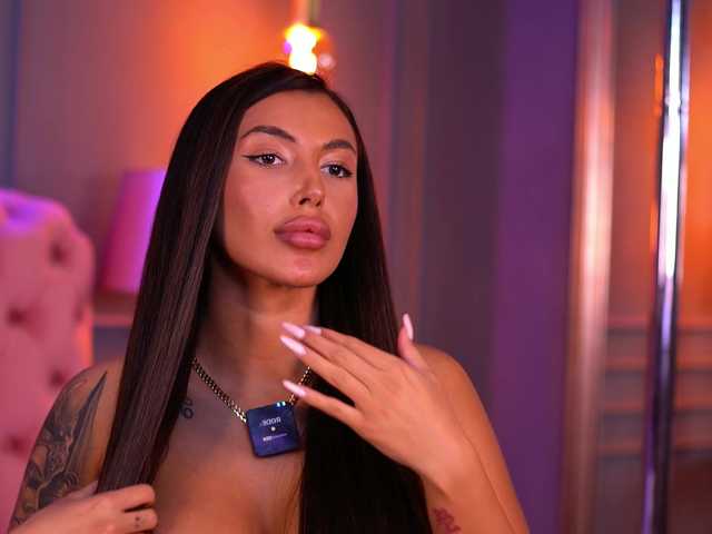 AishaaDevoe live cam