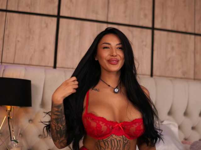 AishaaDevoe live cam on BongaCams