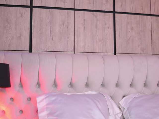 AishaaDevoe live webcam show