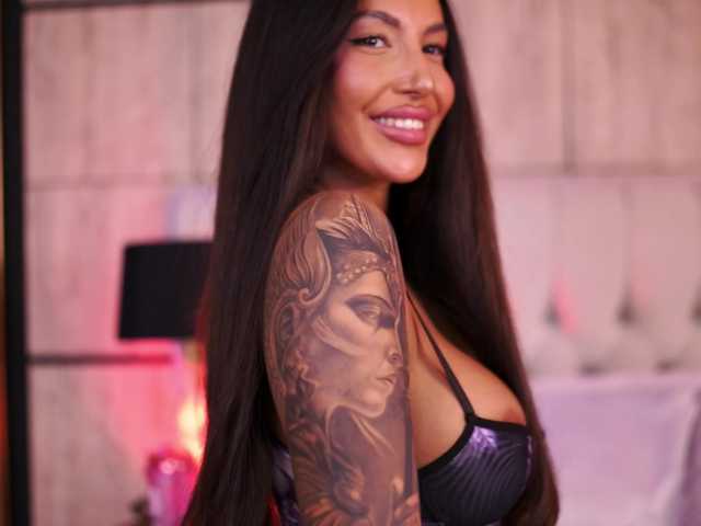 AishaaDevoe live webcam show