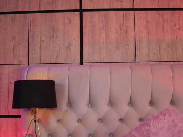 AishaaDevoe live cam on BongaCams