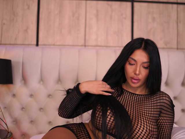 AishaaDevoe live cam on BongaCams