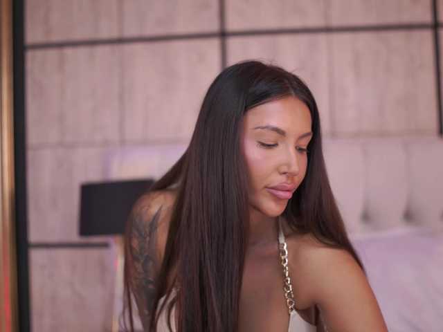 AishaaDevoe live webcam show