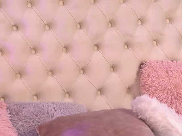AishaaDevoe live cam on BongaCams