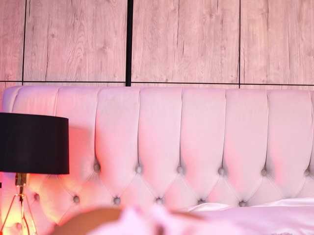 AishaaDevoe live cam on BongaCams