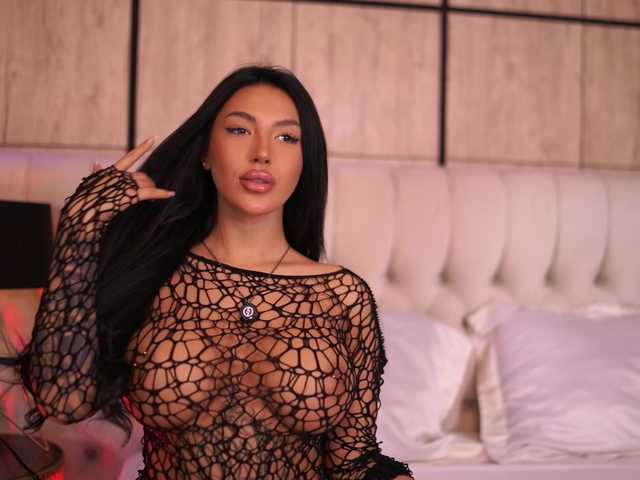 AishaaDevoe live cam preview