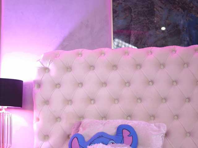 AishaaDevoe live cam on BongaCams