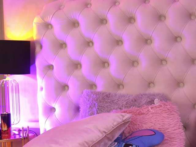 AishaaDevoe live cam on BongaCams