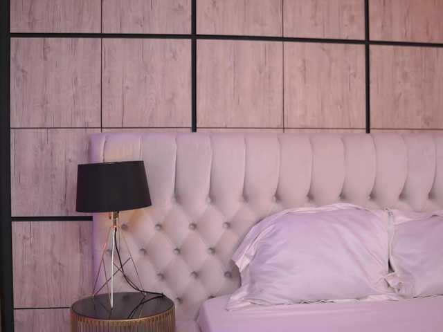 AishaaDevoe live cam on BongaCams