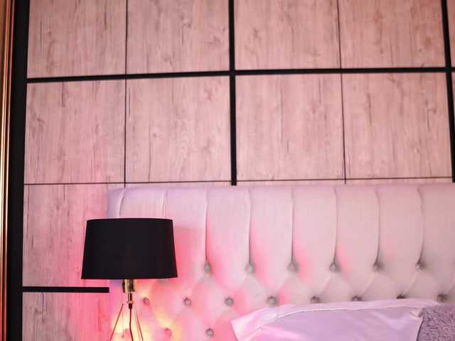 AishaaDevoe live cam on BongaCams