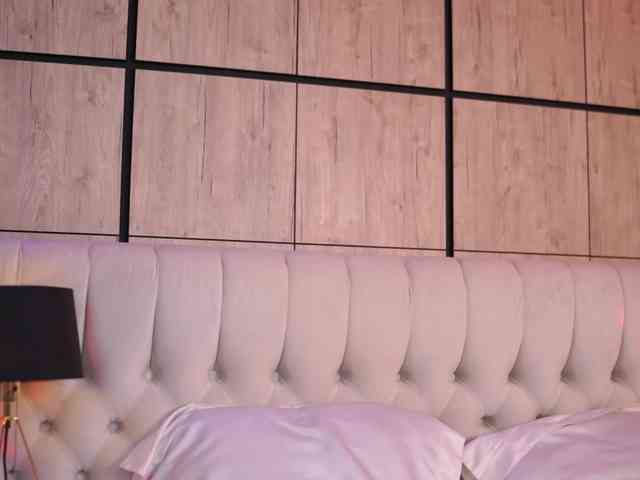 AishaaDevoe webcam