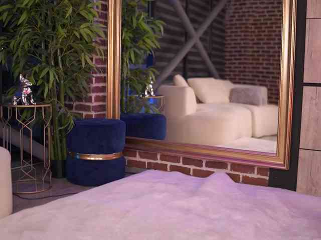 AishaaDevoe webcam