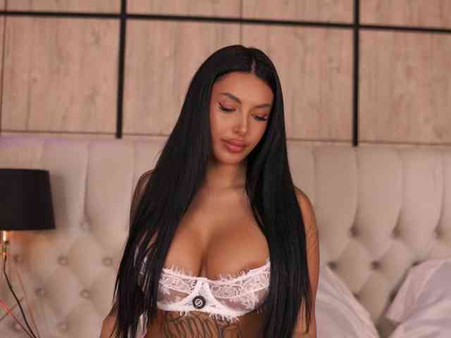 AishaaDevoe webcam