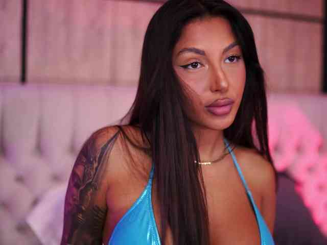 AishaaDevoe webcam