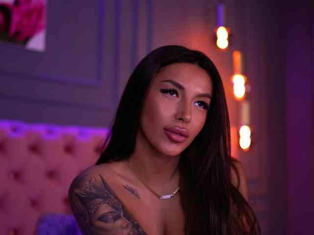 AishaaDevoe webcam