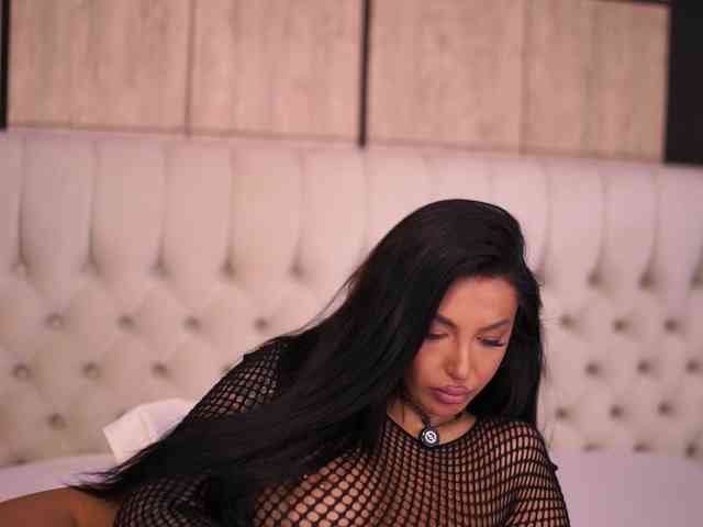 AishaaDevoe webcam