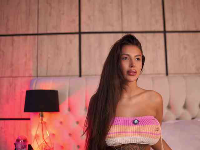 AishaaDevoe webcam