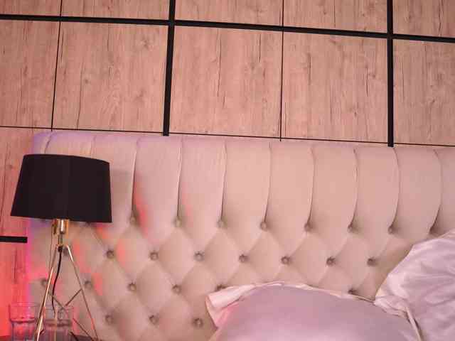 aishaadevoe's live room