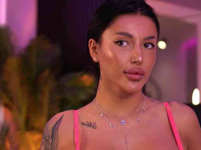 AishaaDevoe AishaaDevoe