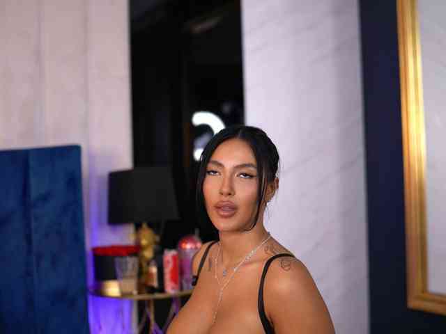 AishaaDevoe webcam