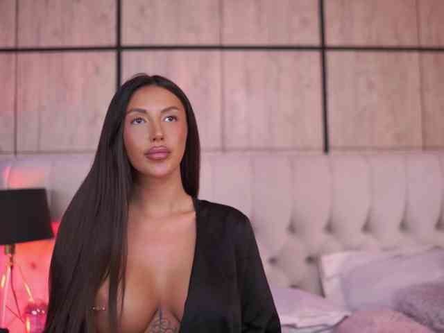 aishaadevoe's live room