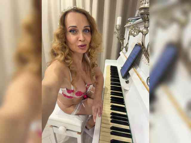 Modelo: Milf_Zabava