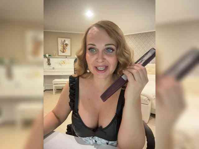 Milf_Zabava webcam