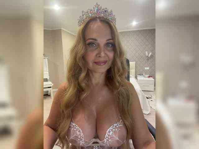 Milf_Zabava webcam
