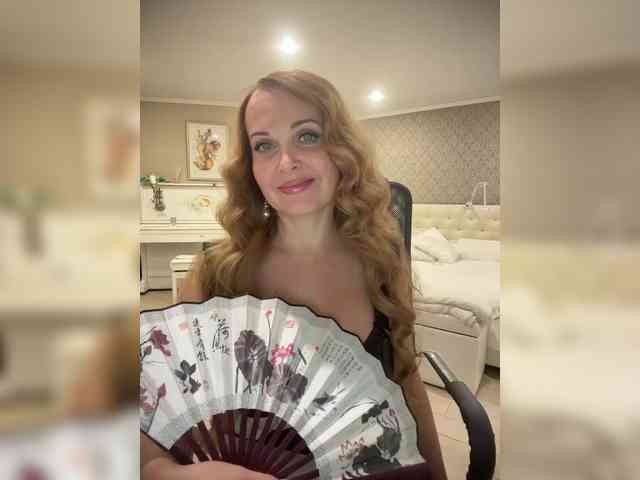 Milf_Zabava webcam