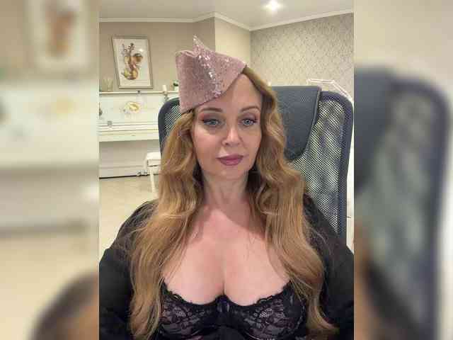 Modelo: Milf_Zabava