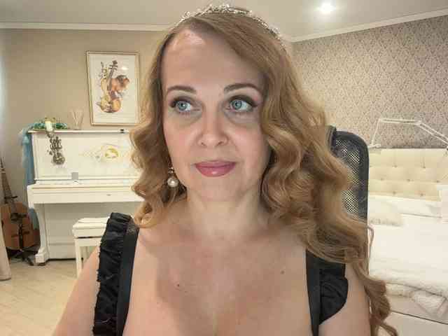 Milf_Zabava webcam