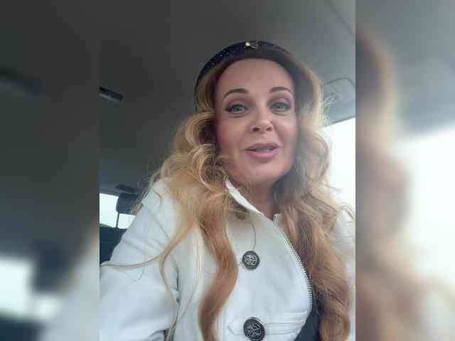 Modelo: Milf_Zabava