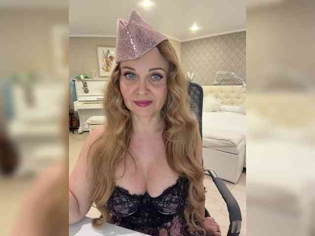 Milf_Zabava webcam