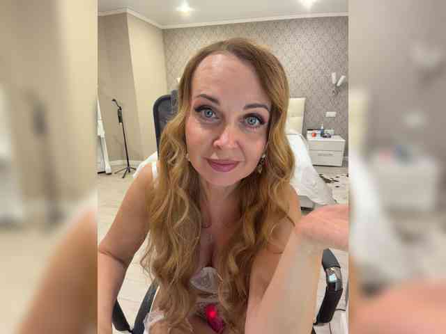 Milf_Zabava webcam