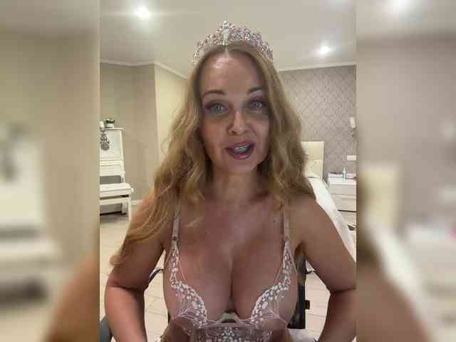 Milf_Zabava webcam