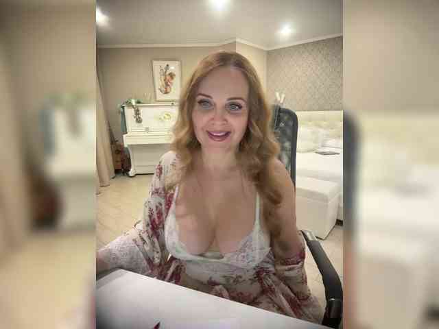 Milf_Zabava webcam
