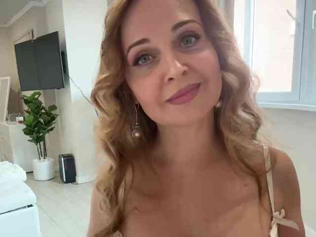 Milf_Zabava webcam