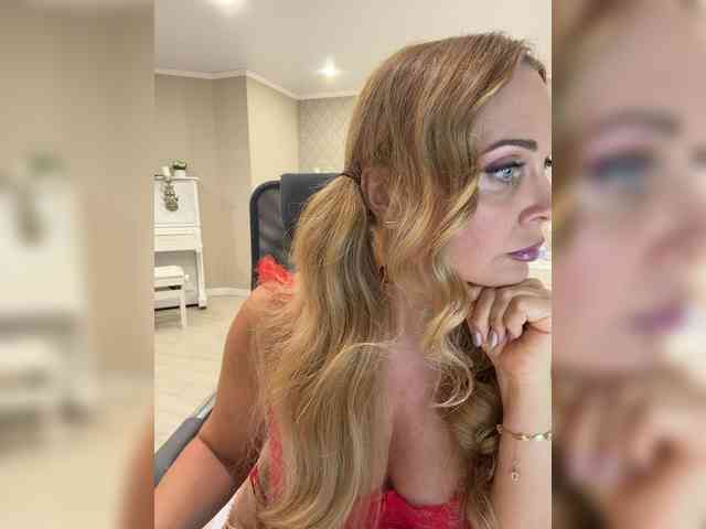 XxxSexyMilfxxX Live Webcam on BongaCams