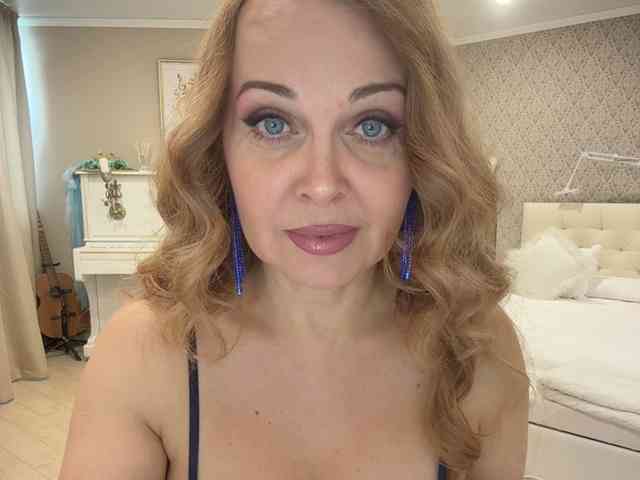 Milf_Zabava webcam